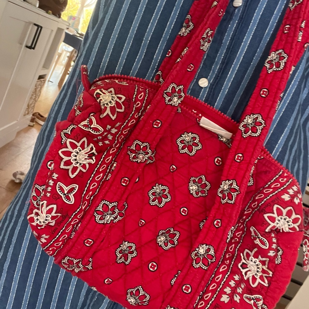 Vera Bradley Red Floral Quilted Shoulder Bag